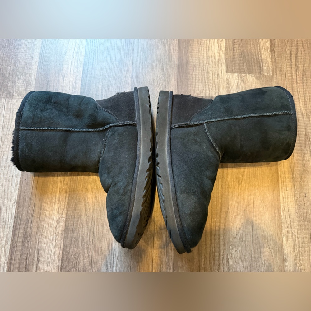 UGG Black Suede Boots Size women’s 9 Uggs - Picture 6 of 7